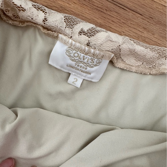 OLVI’s Lace Skirt - Picture 5 of 5